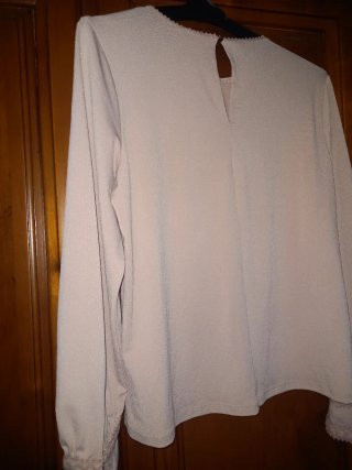 Camisa H&M rosa  nueva con detalles
