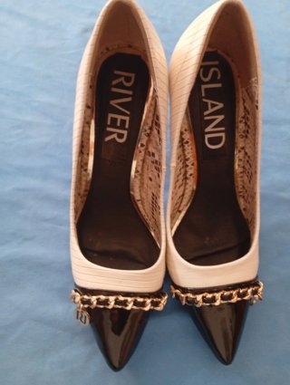 Zapatos tacón River Island Talla 36