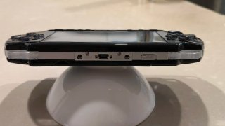 Sony PSP-2004 Slim & Lite Negra + 3 juegos