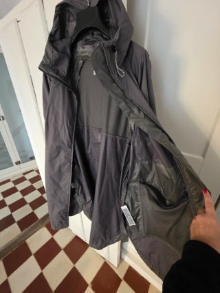 Chubasquero / Impermeable verde oliva Decathlon