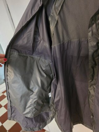 Chubasquero / Impermeable verde oliva Decathlon