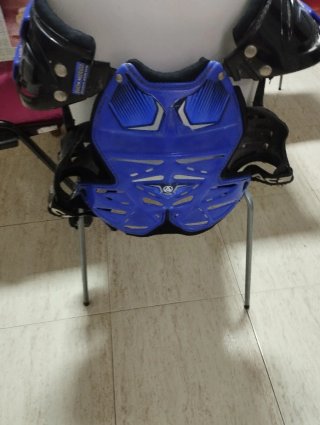 Botas Motocross y Peto Protector