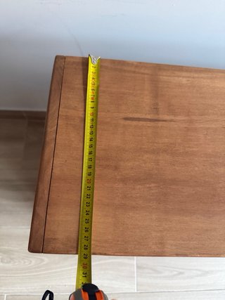 Zapatero de madera hecho a mano