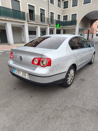 Volkswagen Passat 2010
