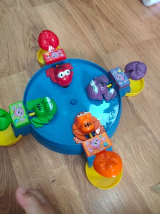 Juego tragabolas