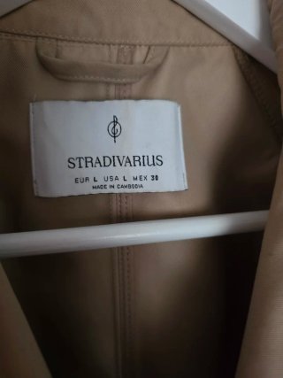 Gabardina / Trench coat Stradivarius