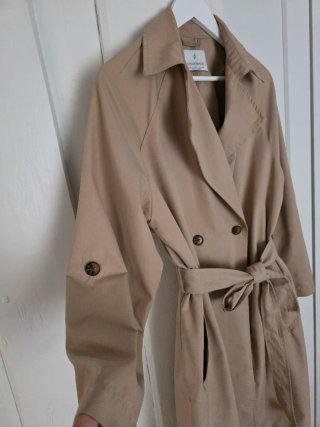 Gabardina / Trench coat Stradivarius