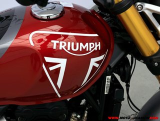 TRIUMPH SPEED 400 -APTA A2- GARANTÍA OFICIAL