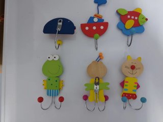 Perchas infantiles decorativas (6 unidades)