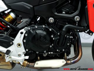 BMW F 900 R