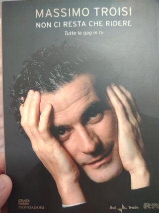 Massimo Troisi Non ci resta che ridere Libro + DVD