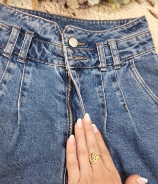 Pantalón vaquero corto