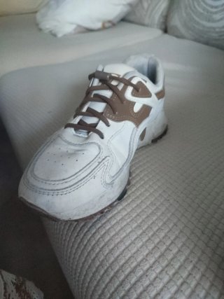 Botines Deportivos Blancos y Marrones