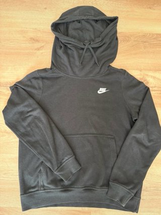 Sudadera Nike con capucha negra