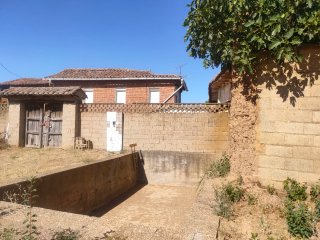 Casa con parcela piscina y pozo