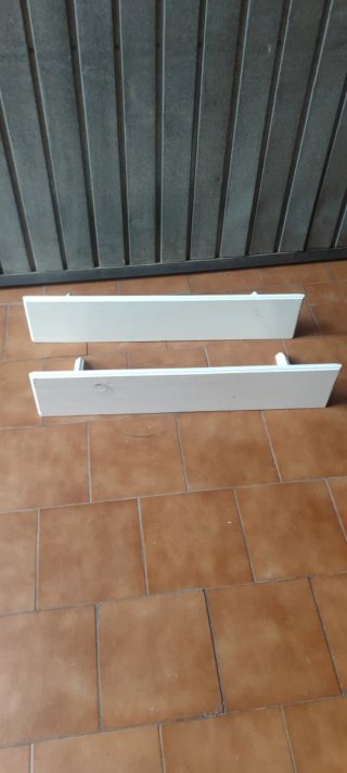 Repisas de madera (2 unidades)