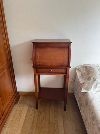 Secreter de madera maciza con escritorio