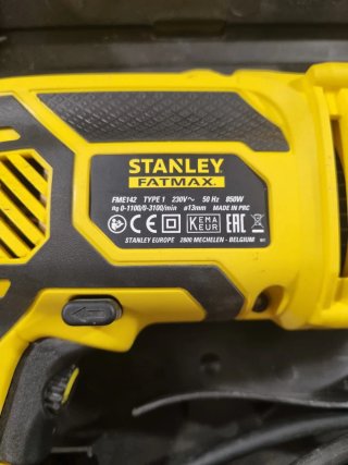 Taladro Stanley con maleta