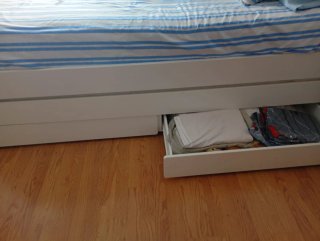 Cama nido IKEA SLÄKT con cajones y 2 colchones.