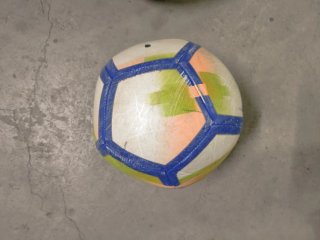 6 Balones 30€