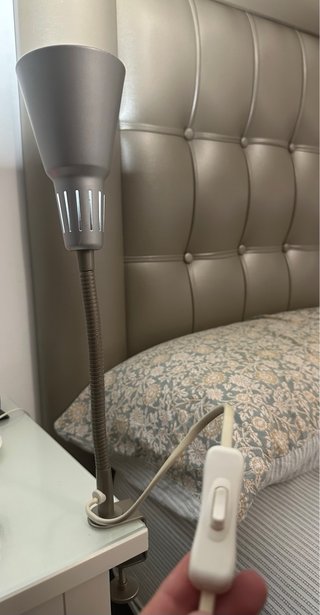 Lamparita/flexo para mesita de noche o escritorio