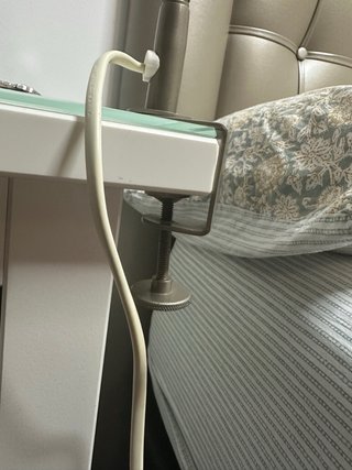 Lamparita/flexo para mesita de noche o escritorio