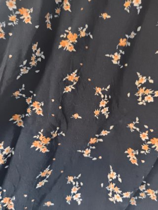Vestido Veraniego Negro con Flores Naranja