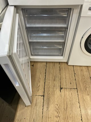 Nevera Grundig Lavadora Bosch garantía transporte