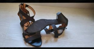 Sandalias de piel negras verano
