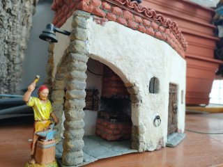 Casa fabbro per presepi, stile montagna Alavesa