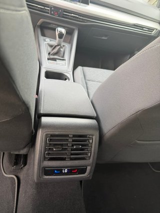 Volkswagen Golf Life 2.0Tdi