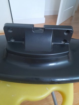 Base soporte TV Vestel 32850. Con tornillos.