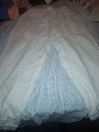 Pantalón de chándal blanco con letras