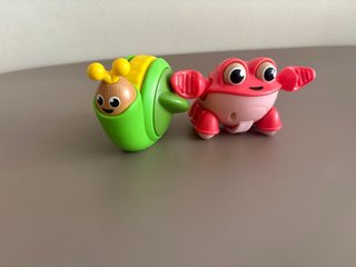 Juguetes sensoriales de caracol y cangrejo