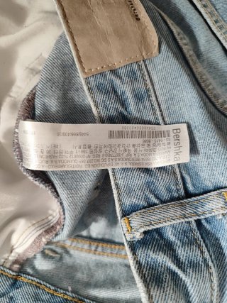 Pantalón corto Bershka hombre azul