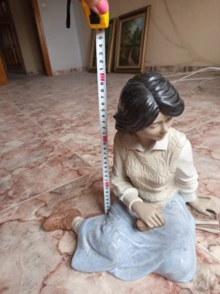 Pareja Figuras Porcelana Niñas Leyendo