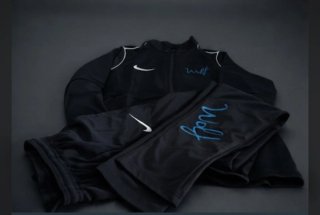 Conjunto deportivo Nike Wolf Club