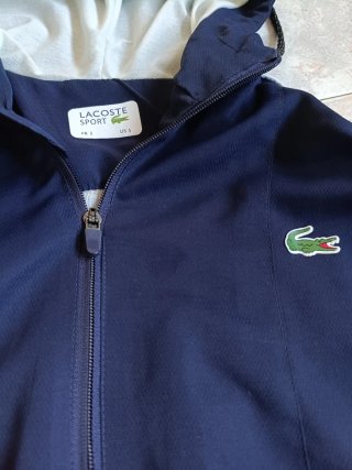 Chándal Lacoste.  Impecable