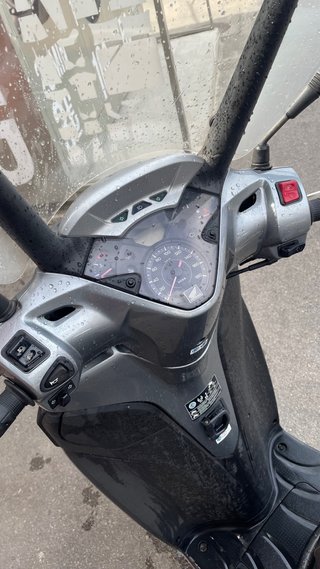 Honda SH 300 Scooter