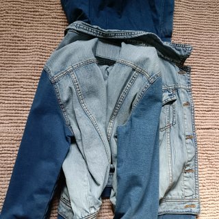 Chaqueta vaquera FB Sister Talla M con capucha