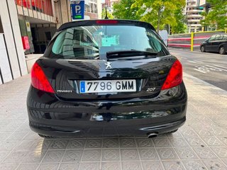 Peugeot 207 Confort 1.6 HDI 90