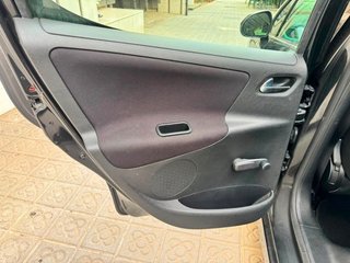 Peugeot 207 Confort 1.6 HDI 90