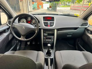 Peugeot 207 Confort 1.6 HDI 90