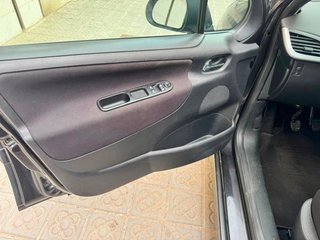 Peugeot 207 Confort 1.6 HDI 90