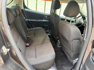 Peugeot 207 Confort 1.6 HDI 90