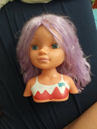 Cabeza de muñeca Nancy pelo lila