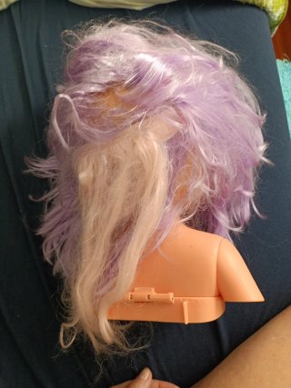 Cabeza de muñeca Nancy pelo lila