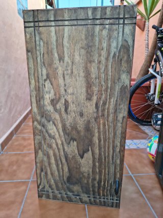 Mueble termo butano o estantería