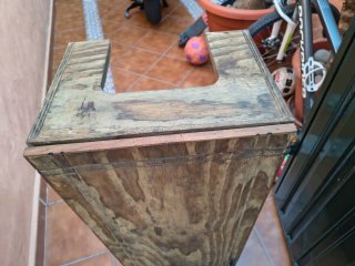 Mueble termo butano o estantería