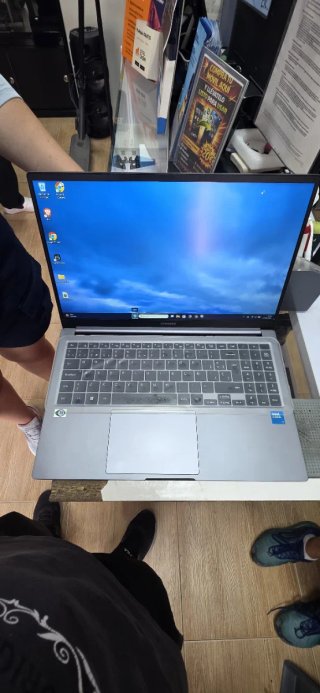 Samsung Galaxy Book 4 Grigio/Argento